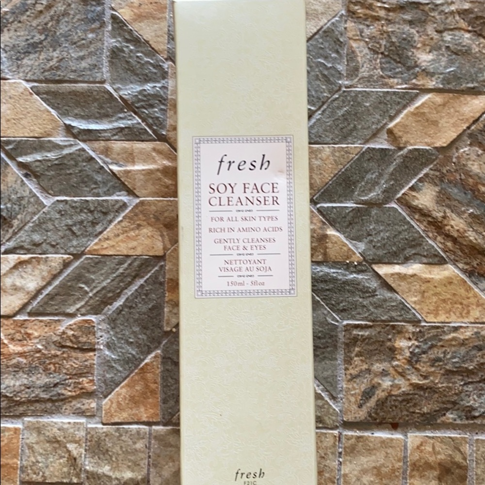 Fresh Soy Face Cleanser